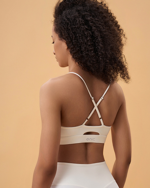 Топ спортивный легкой поддержки "Attract"